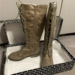 Dirty Laundry Women’s Lace Up & Zip Up Tall Distressed Boot - Sz 9